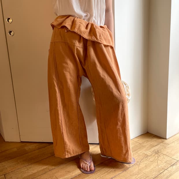 Strap wide pants