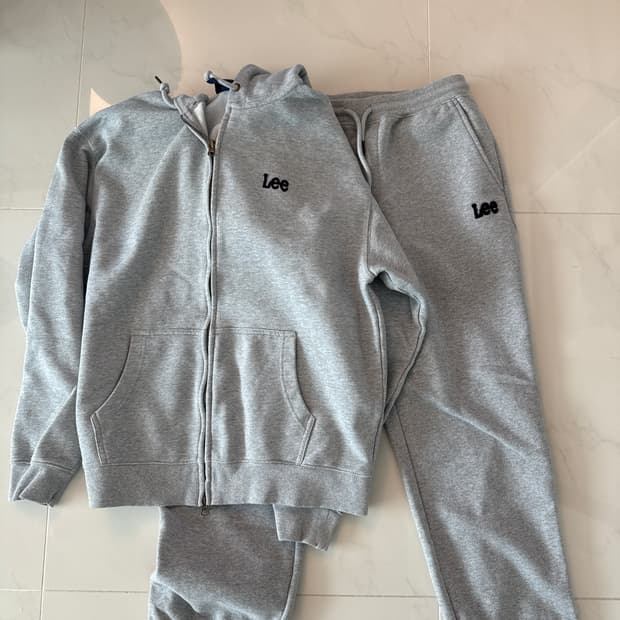 lee 상 하의 트레이닝 세트