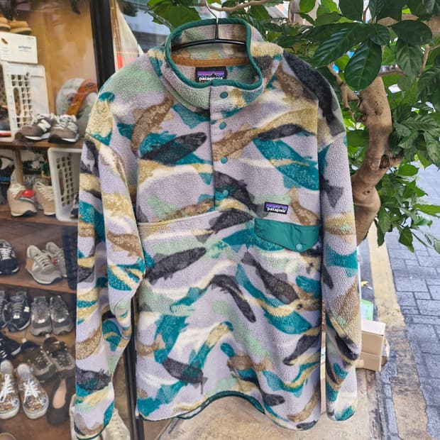 Z-227 파타고니아 신칠라 