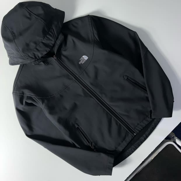 The northface  노스페이스 액시스 블랙 플라이트 자켓 