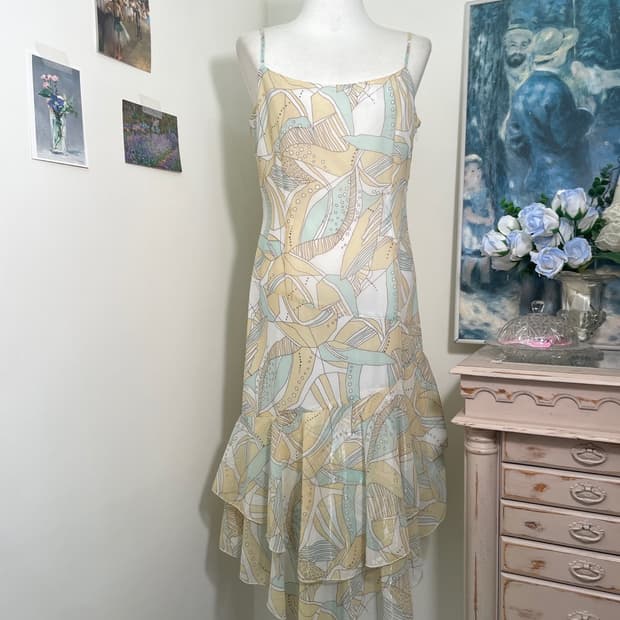 mint yellow oriental ruffle opc(size-11)