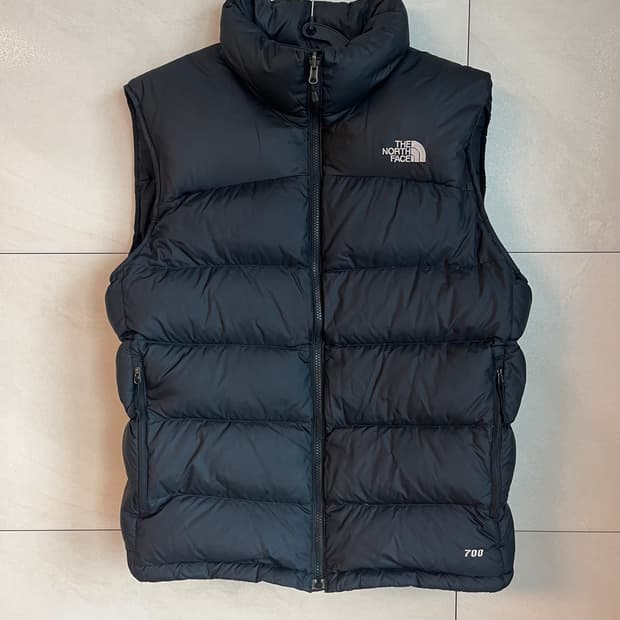 노스페이스 눕시 700 패딩 조끼 블랙 [L]