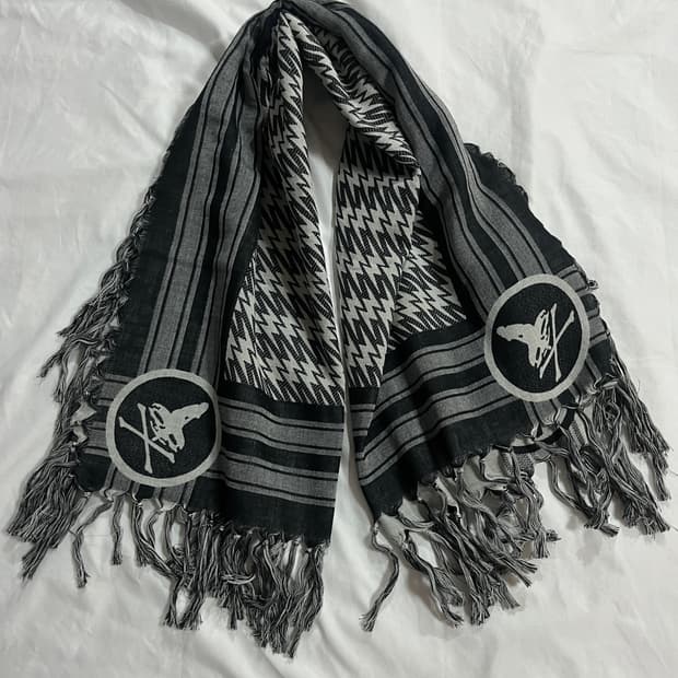 히스테릭 글래머 리버시블 양면 스툴 목도리 머플러