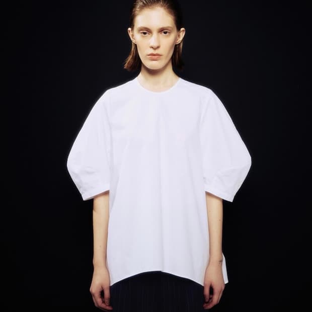 아리크 REVATI 하프 슬리브 볼륨 블라우스 화이트