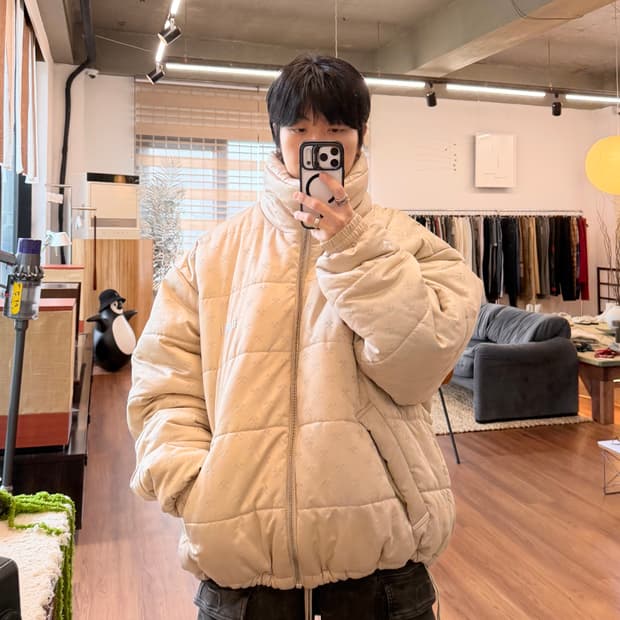 게엠베하 19FW 패딩  GmbH