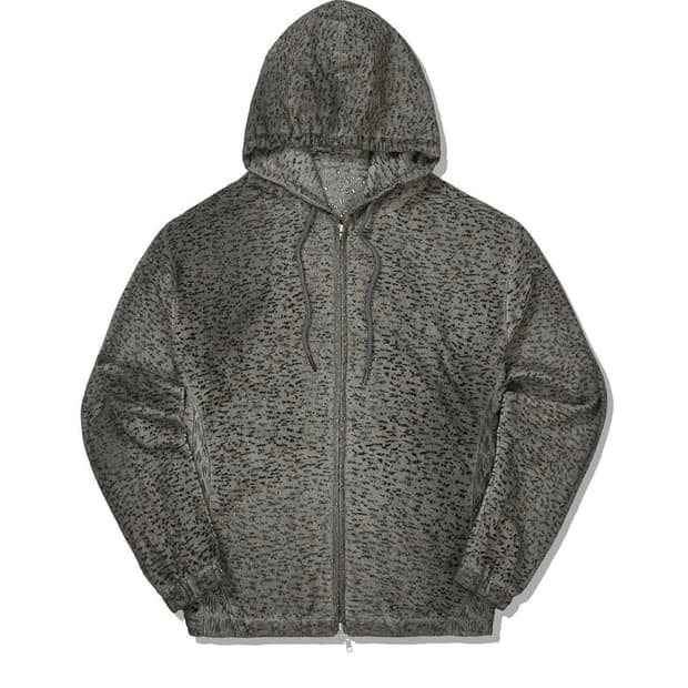 Xlim ep.05 Synopsis 01 Zip Up Sand Beige