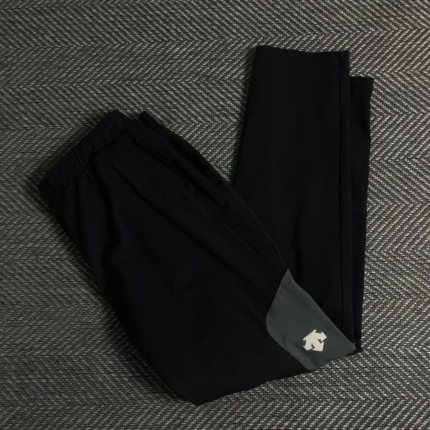 데상트 블랙 트레이닝 트래킹 팬츠 y 3733