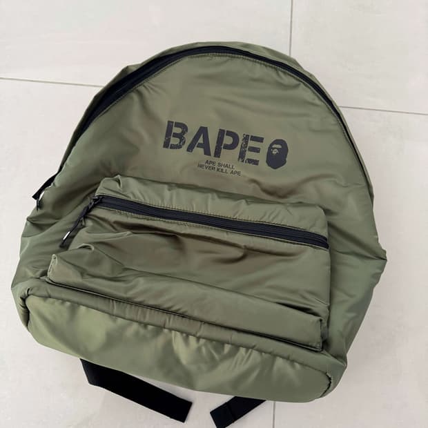 last one/bape bag pack