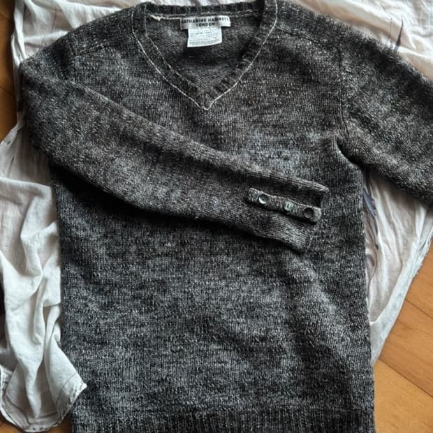 캐서린 햄넷 Katherine Hamnett 브이넥 알파카울 니트 M