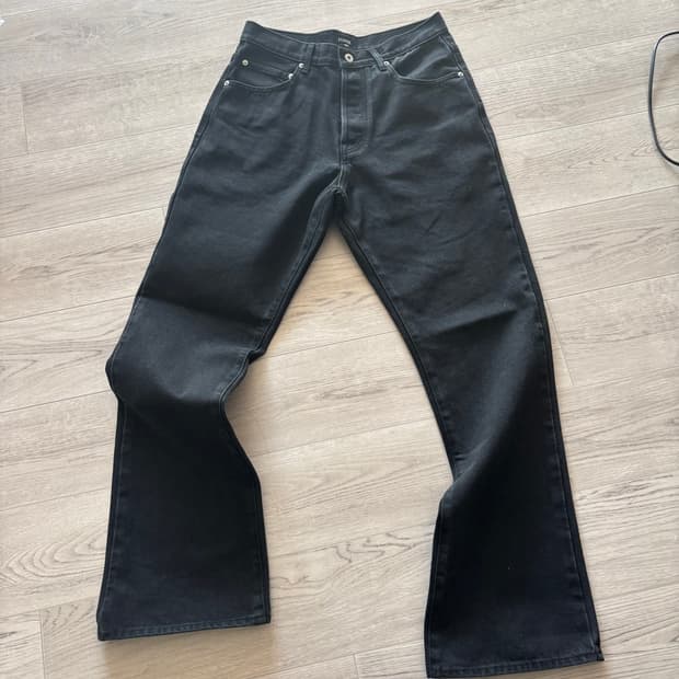 [2] innir 252 릴렉스드 플레어 데님 진