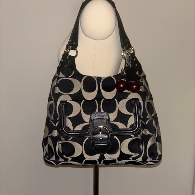 🚨연말세일🚨Coach Signature Vintage Bag