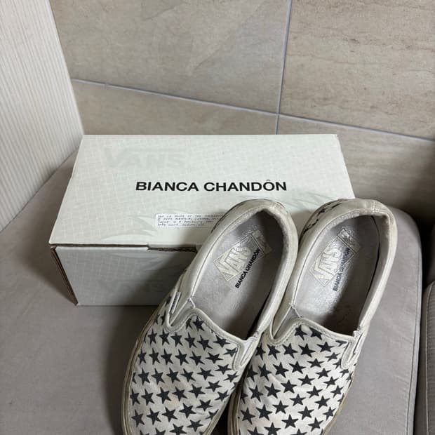 반스 비앙카 샹동