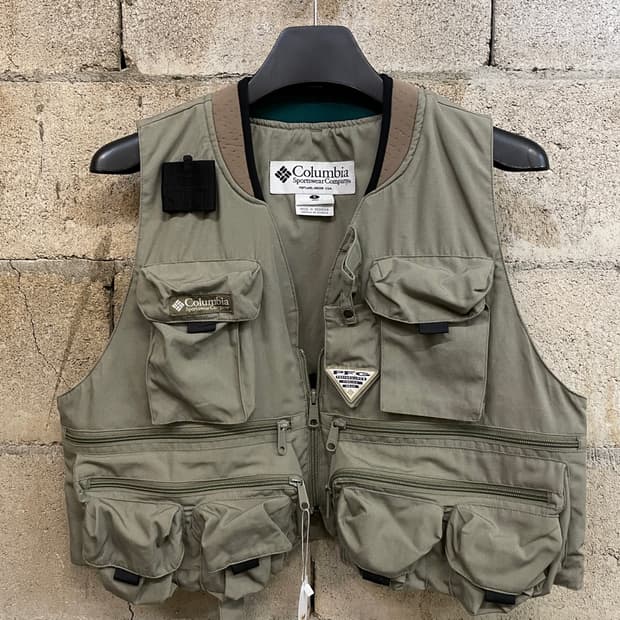 컬럼비아 PFG 피싱 베스트 