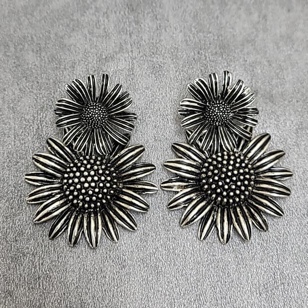 vintage earrings