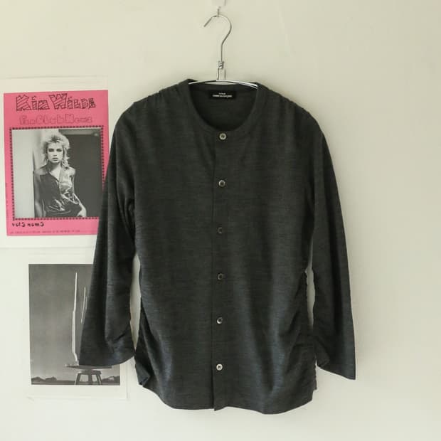 꼼데가르송 트리콧 울 사이드 셔링 가디건