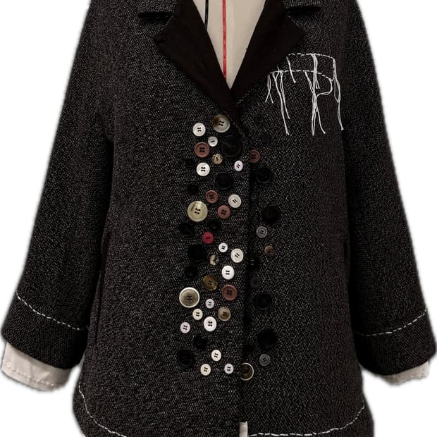 [4QW] The Hidden Intent Overcoat