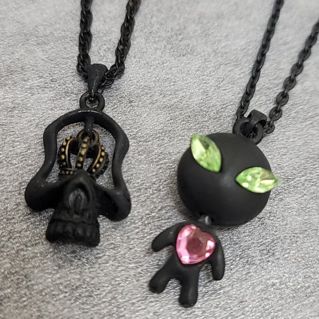 unique necklace set