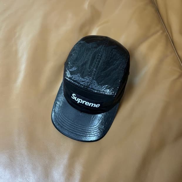 슈프림 캠프캡 모자 박스로고 글로스 립스탑블랙 팝니다