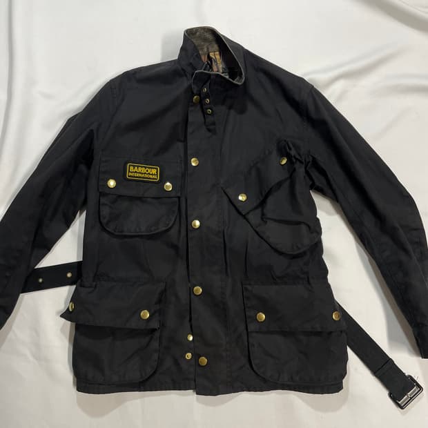 바버 인터내셔널 왁스 자켓