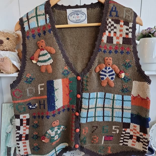 디자이너 라벨 빈티지 곰돌이 니트 조끼