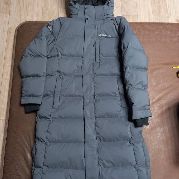 머렐 청회색 롱패딩              105