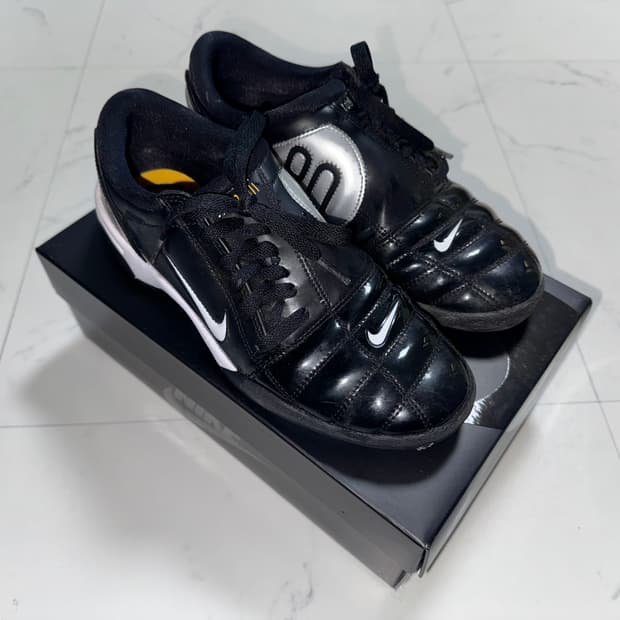 나이키 토탈90 SP (245)