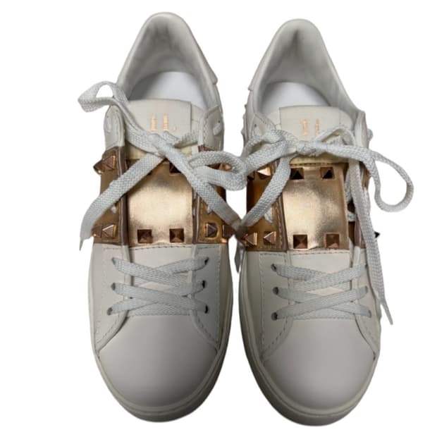 정품 발렌티노 락스터드 화이트 스니커즈