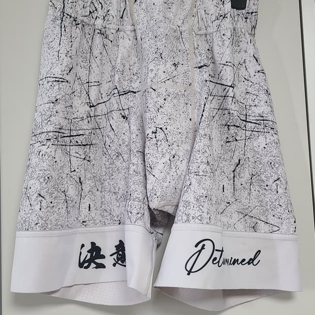 디터민드 타이즈 XL