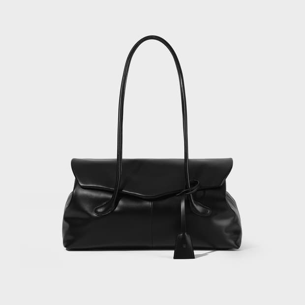 LOW CLASSIS HARICOT FLAP BAG MINI