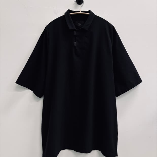 TEATORA 테아토라 블랙 반팔 셔츠