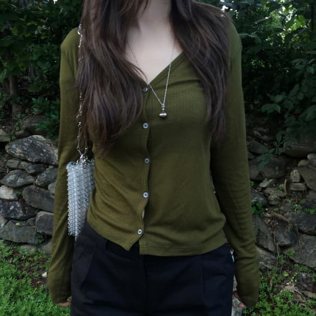 [새상품] 아워캐비넷 캄 슬림 가디건 (카키 그린)