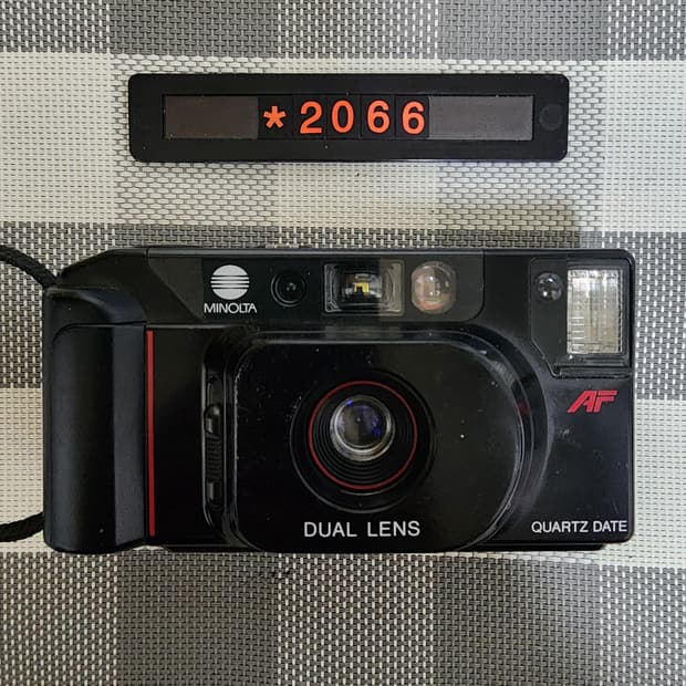 미놀타 맥듀얼 DATE 필름카메라