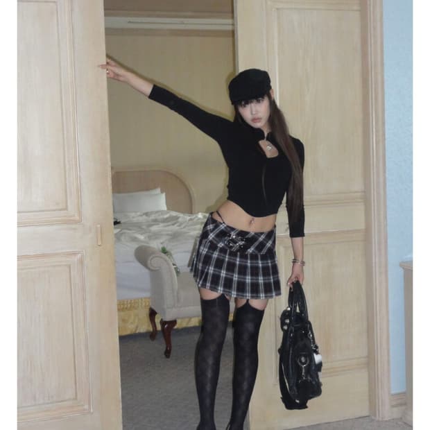 slim oriental top