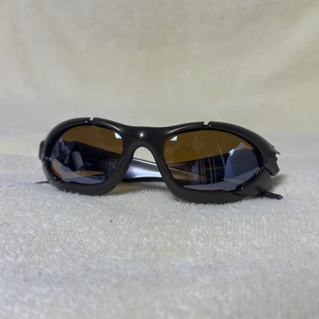 오클리 플레이트 (2003)