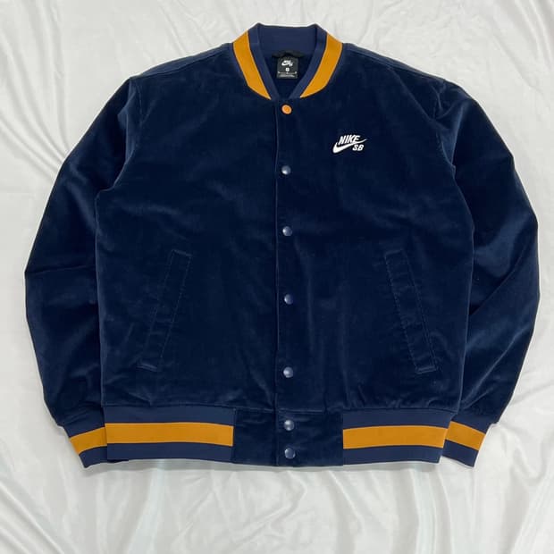 (M) 나이키 SB 코튜로이 봄버 바시티 자켓