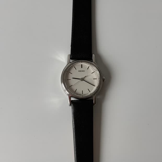 세이코 1980년대 실버 쿼츠 여성