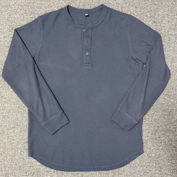 유니클로 헨리넥 니트