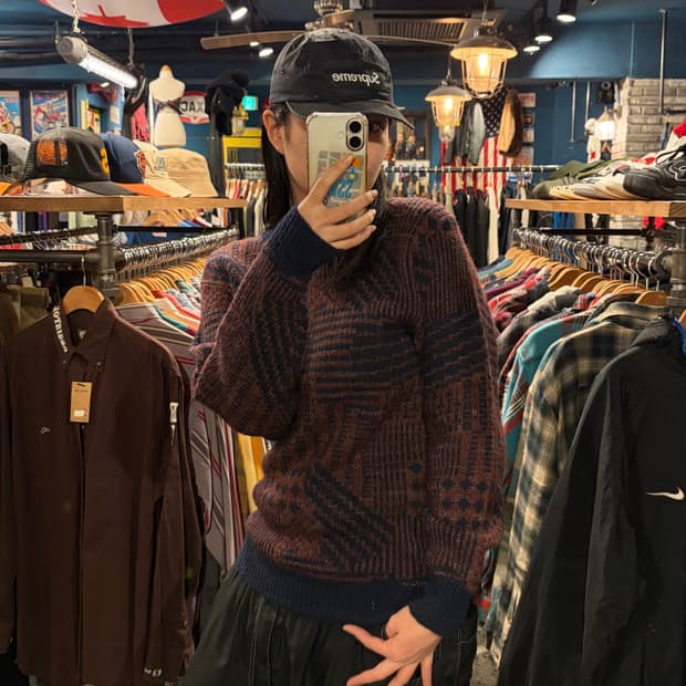 gim vintage 패턴 라운드 니트