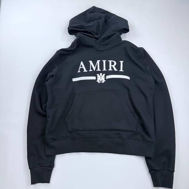 아미리 자수로고 후드티 블랙