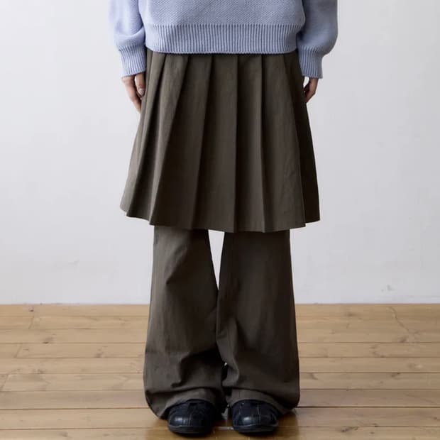 더콜디스트모먼트 TCM skirt layered pants