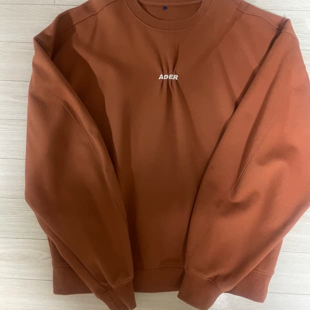 아더에러 맨투맨 a1