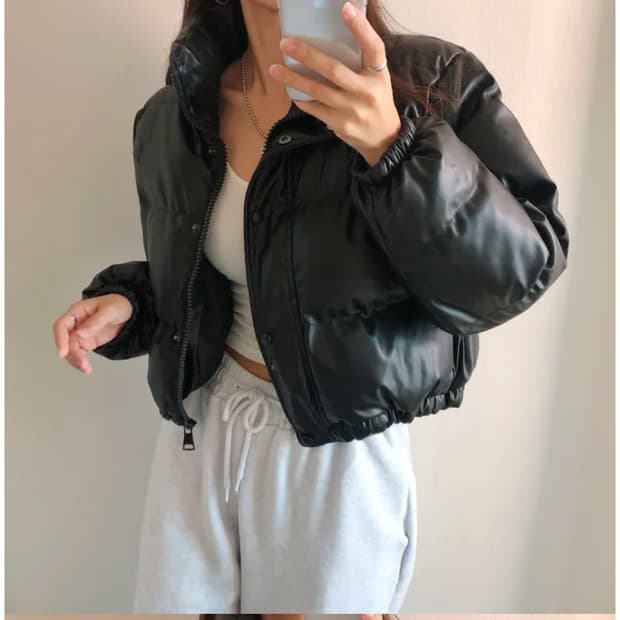 크롭 유광 패딩