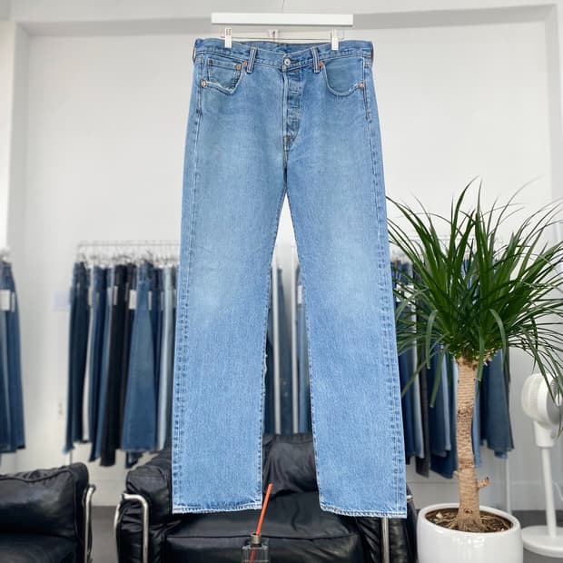 리바이스 501 Straight Fit 00s 33사이즈 a6018