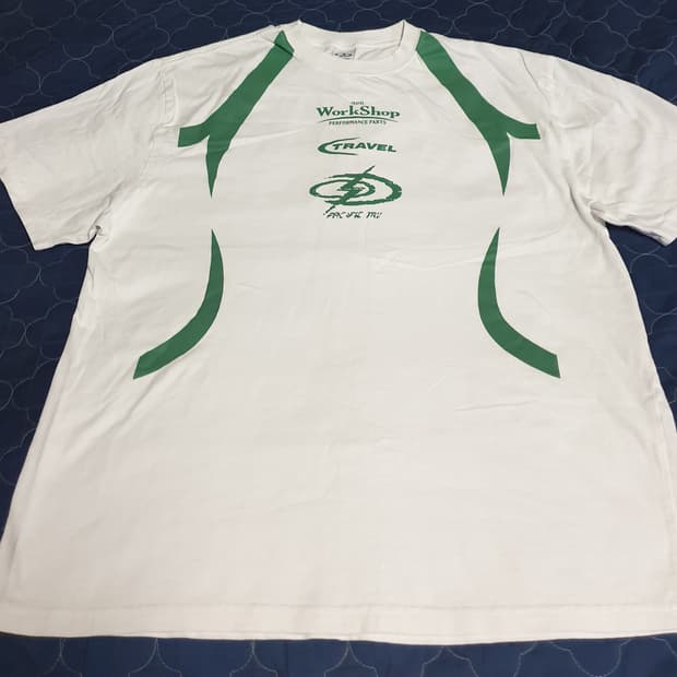 트래블 워크샵 그래픽 코튼 반팔티 화이트 (L)