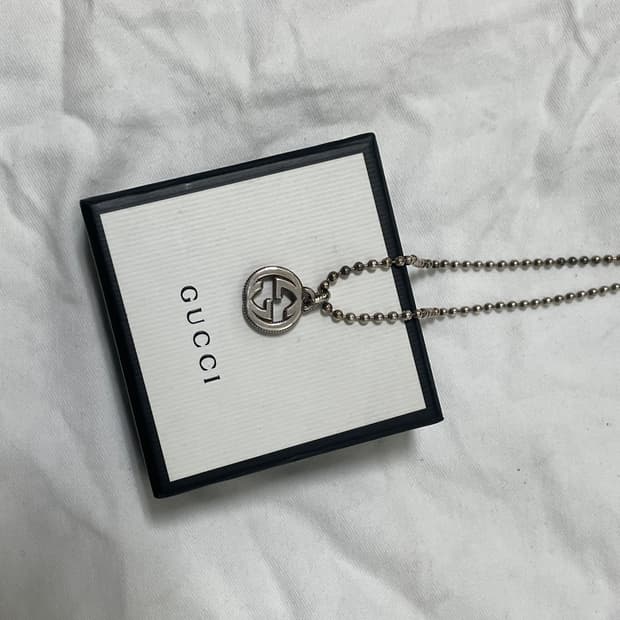 구찌 목걸이 