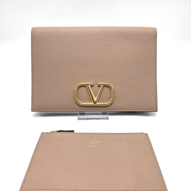 발렌티노 브이 V로고 시그니처 파우치 클러치백 UW2P0S89SNP