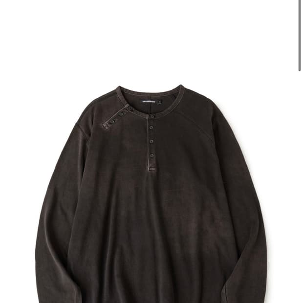 해칭룸 더블 헨리넥 티 bleached black