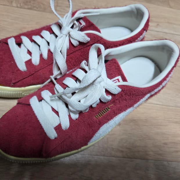 푸마 스웨이드 빈티지 네버원 3 260 팝니다