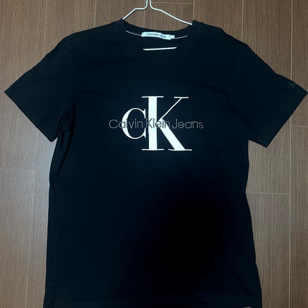 캘빈클라인 CK로고 티셔츠 블랙