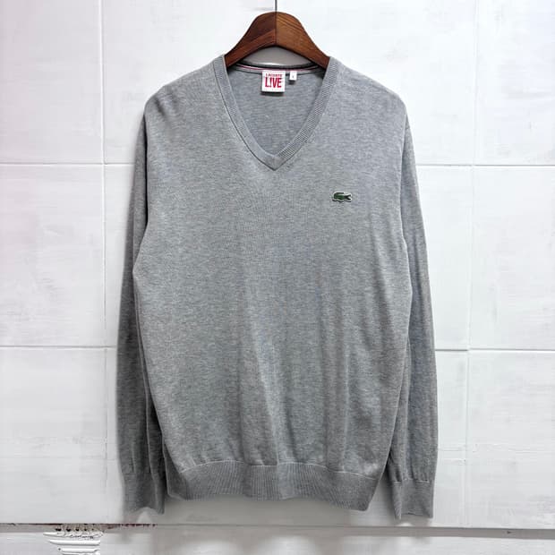 라코스테 라이브 그레이 브이넥 코튼 니트 (105)